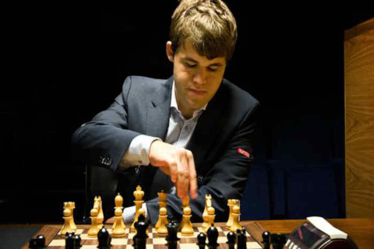 Magnus Carlsen retains World Chess Champion title
