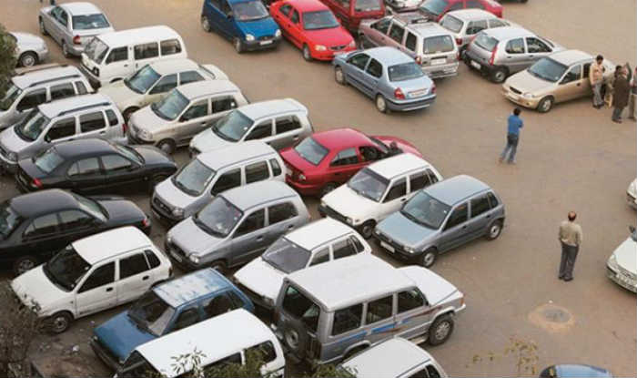Parking Policy Row: Families Having Single Flat Shouldn't be Allowed to Own 4-5 Cars, Says HC