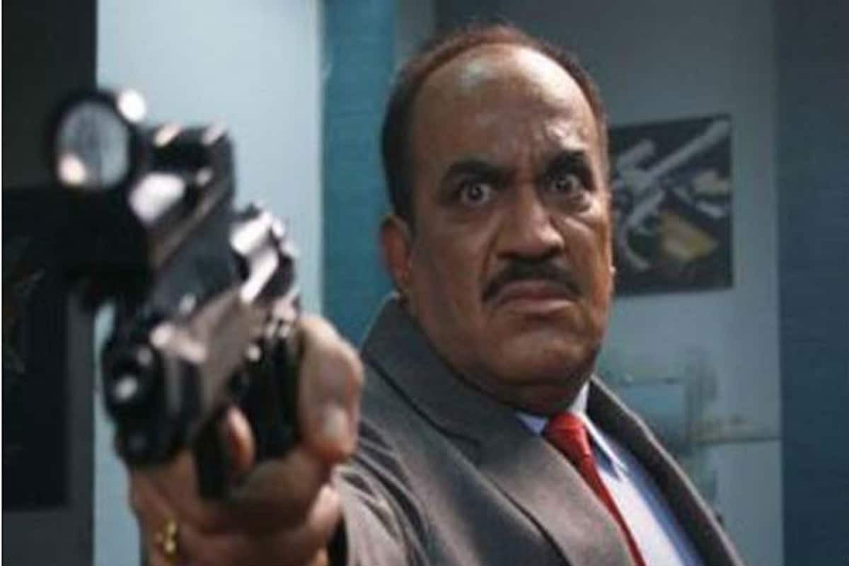 Oh Sad! CID's ACP Pradyuman DIES due to heart attack! No, this is not a  hoax! 