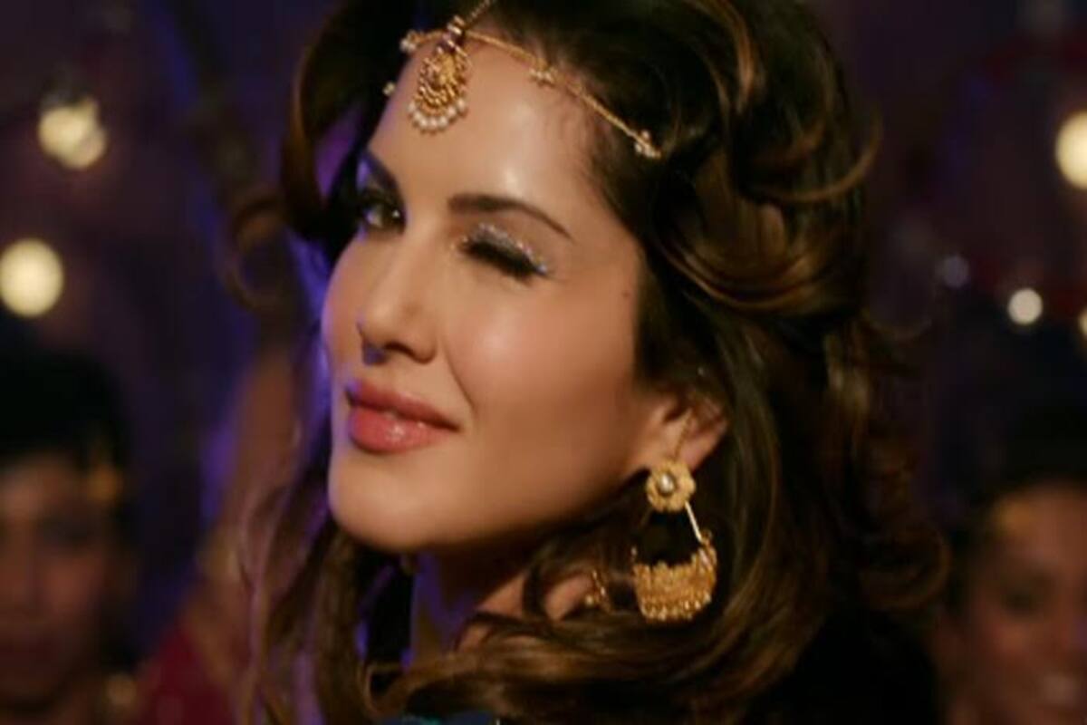 Raees song Laila Main Laila Teaser out: Sunny Leone moves her sexy kamariya  to the tune of unmatched beats! (Watch video) | India.com