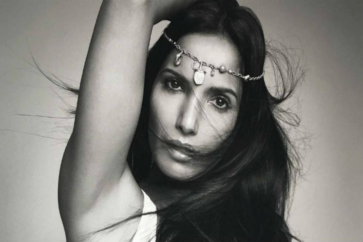 Padma Lakshmi, Top Chef Host, Poses Naked with Pizza Slices; Shares Sultry  Pictures | India.com