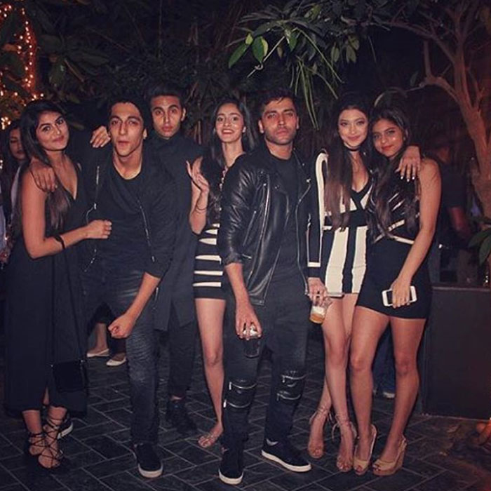 Suhana Khan parties with other Bollywood star kids Alanna Panday, Shanaya  Kapoor and Ahaan Panday on NYE!SEE PICS | India.com