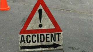 Maratha Kranti Muk Morcha: 5 dies in road accident in Mumbai and Aurangabad | मराठा क्रांती मूक मोर्चातून परतत असताना गाडीला अपघात, पाच जणांचा मृत्यू Maratha Kranti Muk Morcha: 5 dies in road accident in Mumbai and Aurangabad | मराठा क्रांती मूक मोर्चातून परतत असताना गाडीला अपघात, पाच जणांचा मृत्यू