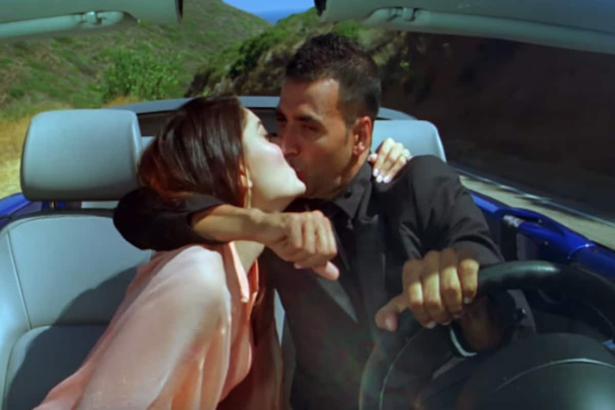 Sexy Video Hd Kareena Kapoor - Akshay Kumar and Kareena Kapoor Khan's hot kissing video clip has gone  insanely viral on Instagram! | India.com