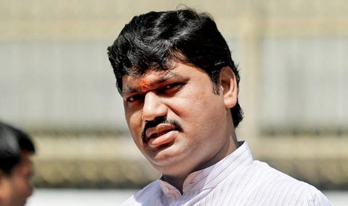 38-year-old Woman Accuses NCP Leader Munde of Rape, Minister Denies Charges, Terms it Blackmail