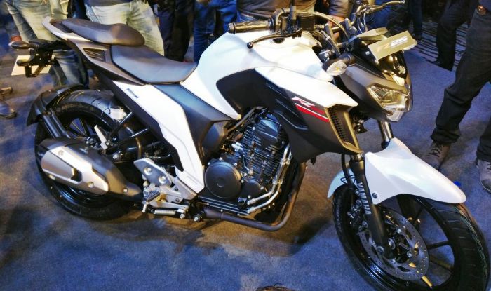 Yamaha discount fz25 price