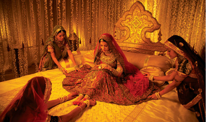 Mallika Singh looks breathtaking in an exquisite 10 kg lehenga on COLORS'  'Pracchand Ashok'