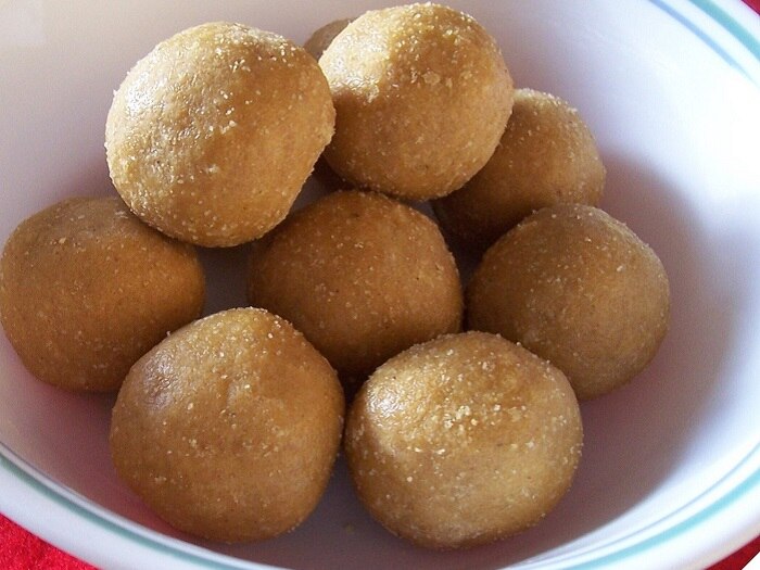 Lohri Sweets Recipes: Here’s how to make besan pinnis and suji, gur ka ...