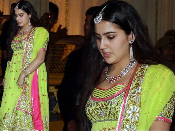 Ahem Sara Ali Khan Spotted With Harshvardhan Kapoor At Kareena Ahem Sara Ali Khan Spotted With Harshvardhan Kapoor At Kareena