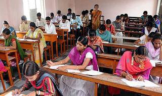 UP TET 2018: कड़ी सुरक्षा के बीच शुरू हुई परीक्षा, 17 लाख से अधिक अभ्यर्थी आजमा रहे किस्मत