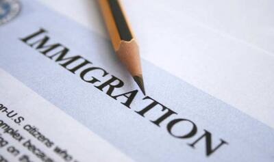 Migration of Indian Workers to Gulf Drops by 62 Per Cent Over Five Years;  Emigration Clearance Drops by 21 Per Cent in 11 Months as of 2018 | India .com