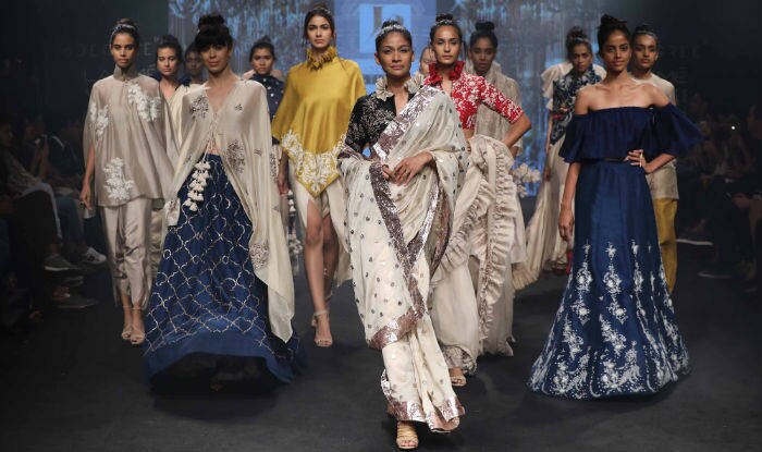 Jayanti Reddy at LFW SR 17 (2)