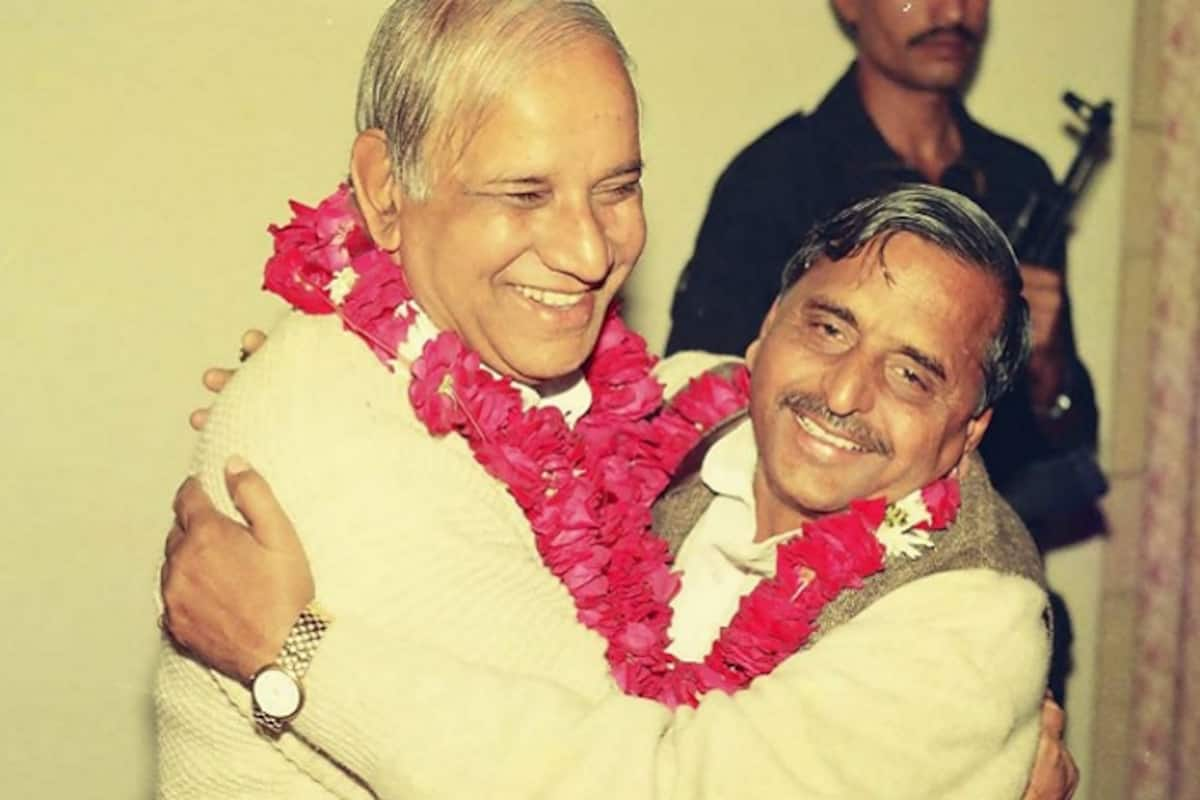 Election throwback: When Mulayam aligned with Kanshiram, UP rejected the  &#39;politics of Jai Shree Ram&#39; | India.com