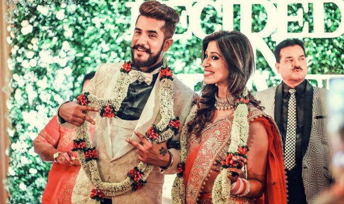 Pooja Gor and Raj Singh Arora at the wedding reception of TV couple Kishwer  Merchant and Suyyash Rai in Mumbai on December 16, 2016 - Photogallery