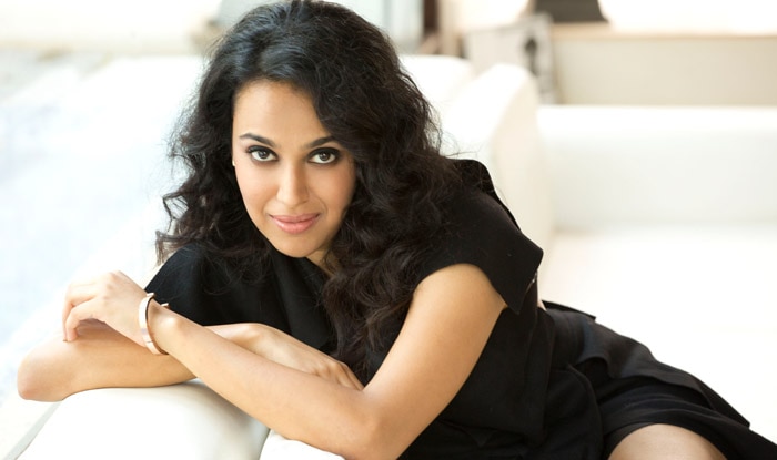 Swara Bhaskar gets trolled after commenting on Padmaavat for her vagina remark | ‘पद्मावत’ पर कमेंट के बाद ट्रोल हुईं स्वरा भास्कर, सुचित्रा कृष्णमूर्ति ने कहा- बहस बेवकूफी भरी