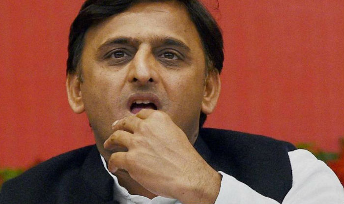 Akhilesh Yadav’s face on bags for school children distributed by ...