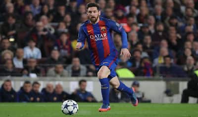 La Liga 2016-17: Lionel Messi nets twice as Barcelona cruise to 3