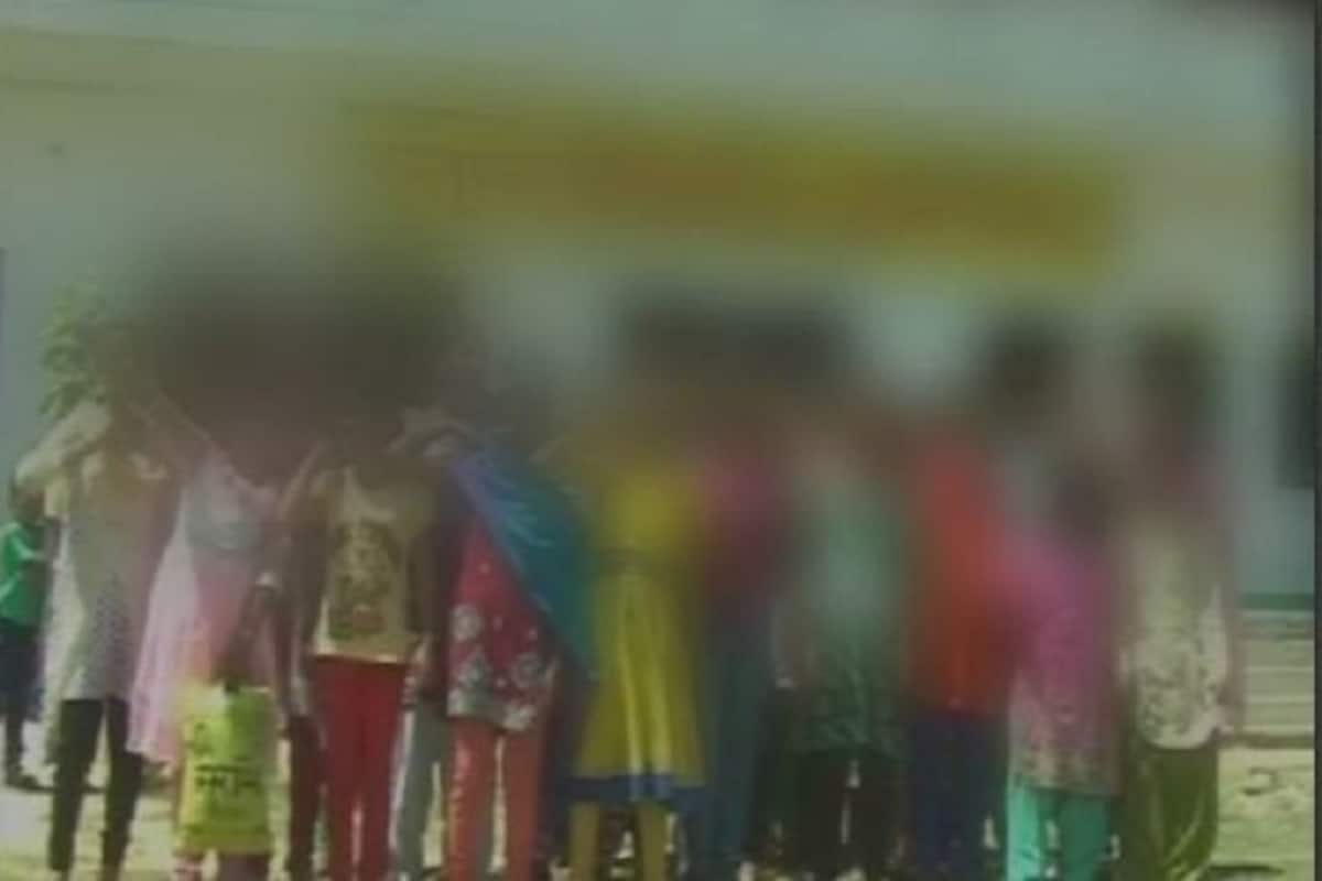 Muzaffarnagar School Warden Allegedly Strips 70 Girls To Check For Menstrual Blood Suspended India Com
