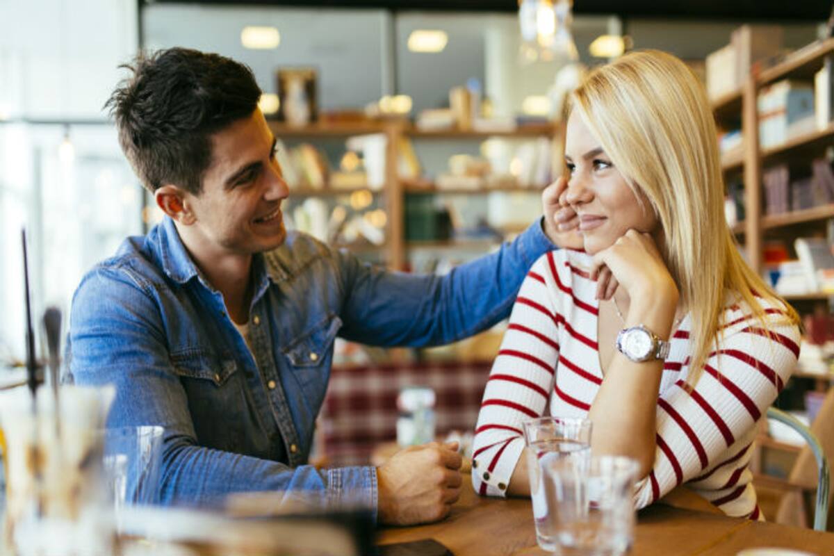 These 5 Flirting Tips Are All You Need To Get The Flirting Game Right India Com