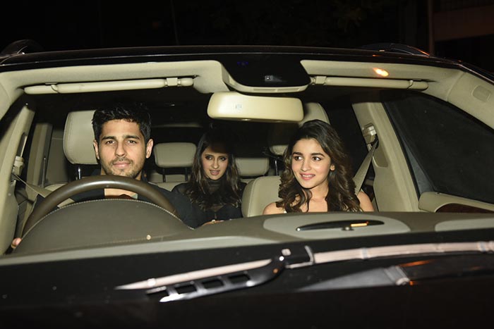 Alia-sidharth-(4)