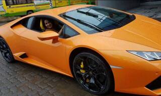 Delhi: Car registration number '0001' auctioned for Rs 16 lakh