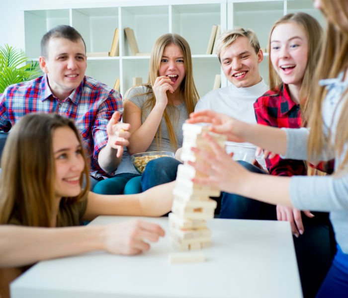 friends playing games 1