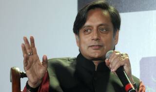 Zee Jaipur Literature Festival: Shashi Tharoor Explains What Drove Him to Write ‘Why am I a Hindu’