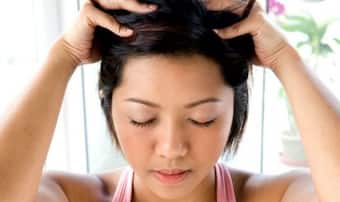 How to give yourself a scalp massage? Step-by-step guide to give yourself a relaxing head massage How to give yourself a scalp massage? Step-by-step guide to give yourself a relaxing head massage
