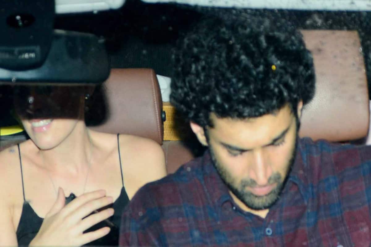 Aditya Roy Kapur spotted chilling with a pretty woman! View HQ Pics |  