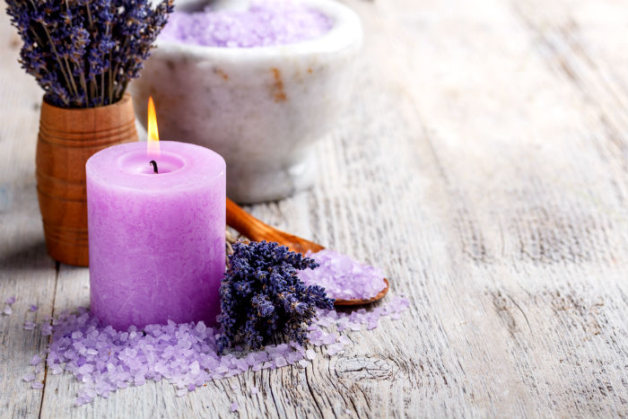 Aromatherapy candles