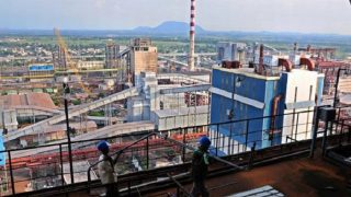 Kolkata: Molten steel falls on labourers at IISCO plant, two dead Kolkata: Molten steel falls on labourers at IISCO plant, two dead