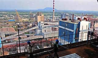 Kolkata: Molten steel falls on labourers at IISCO plant, two dead