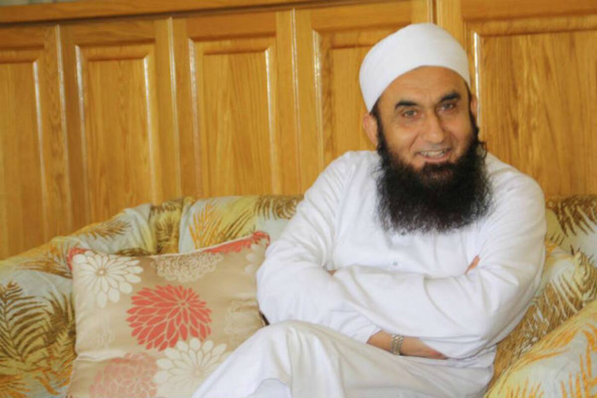 Maulana Tariq Jameel, top Tablighi Jamaat cleric, offloaded from ...