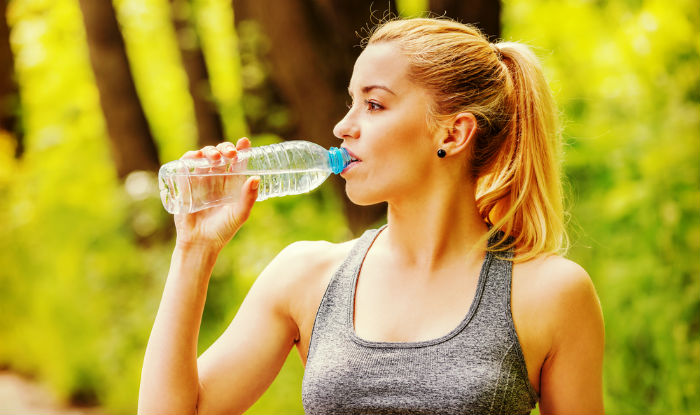 These are the 5 times when you should totally skip drinking water ...