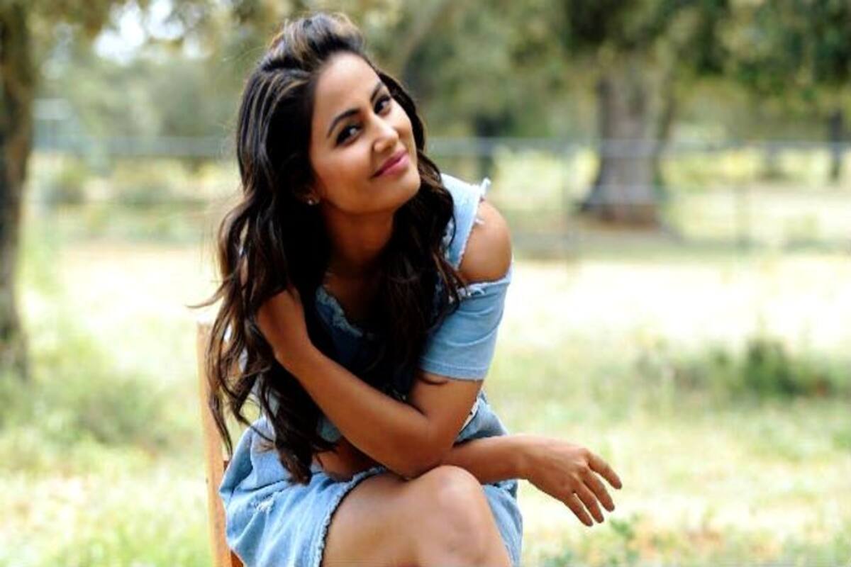 Hina Khan Is Killing Alia Bhatt S Dilbaro Song From Raazi Movie Watch The Video Here India Com Badrinath ki dulhania starring alia bhatt and varun dhawan, has all the ingredients of a typical bollywood entertainer. dilbaro song from raazi movie
