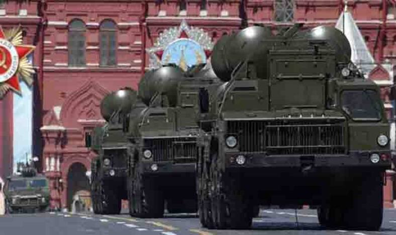 रूस के साथ भारत के मिसाइल डील में अड़ंगा लगाने अमेरिका कर सकता है ये काम