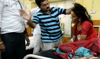 जिला अस्पताल के डॉक्टर ने इलाज के नाम पर जलाई अगरबत्ती और महिला को लगाए थप्पड़