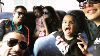Shikhar Dhawan, MS Dhoni families together on the way to Antigua for 3rd ODI | वेस्टइंडीज दौरे पर धोनी और धवन के बच्चों की मस्ती, वायरल हुई फोटो Shikhar Dhawan, MS Dhoni families together on the way to Antigua for 3rd ODI | वेस्टइंडीज दौरे पर धोनी और धवन के बच्चों की मस्ती, वायरल हुई फोटो