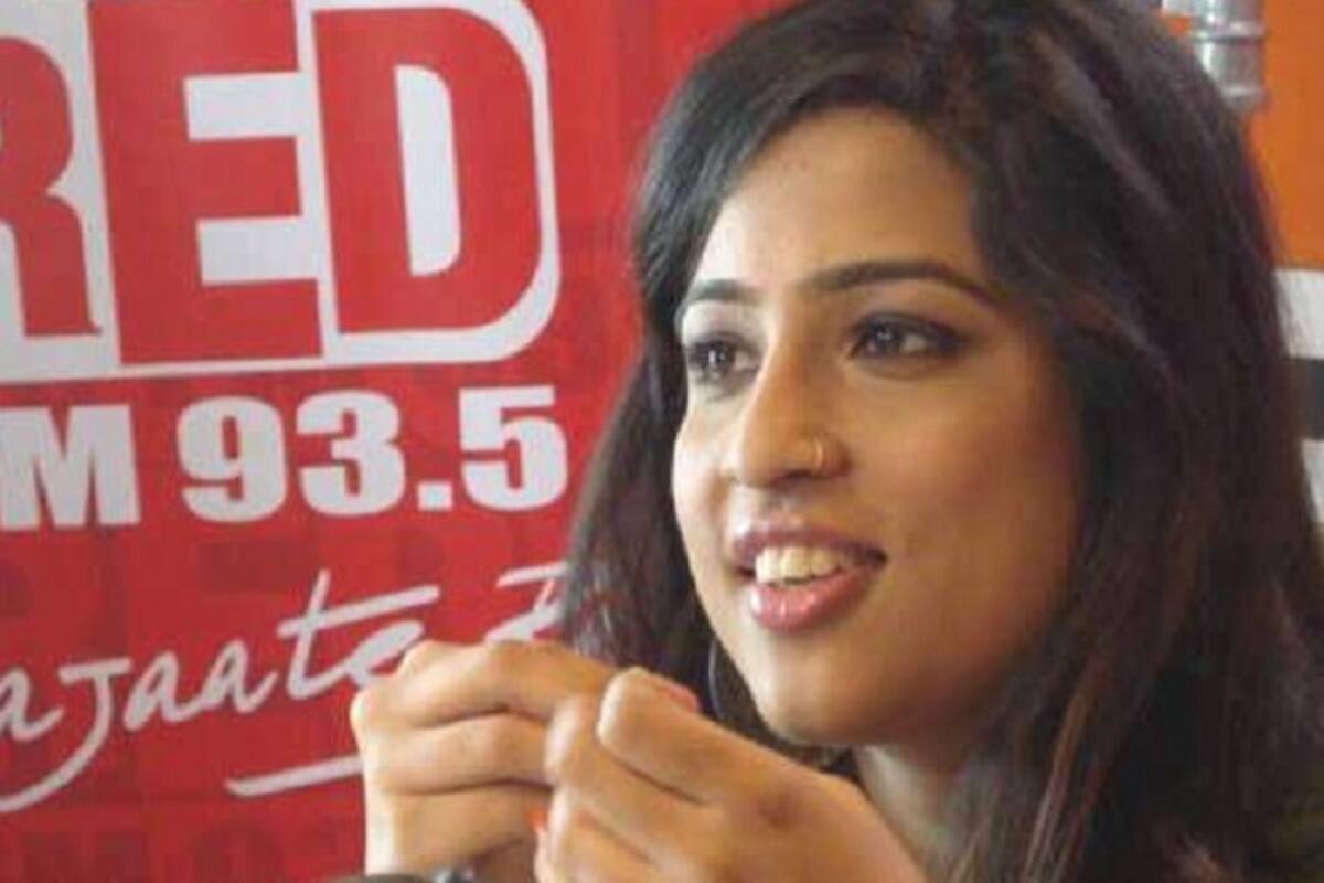 Rj Malishka Vows To Hit Back At Bmc With 6 More Video Songs After Sonu Song Parody Mumbai Tula Bmc Var Bharosa Nai Kai India Com Anupam kher reacts on rj malishka s bmc controversy sonu tujha majhyavar bharosa nay kay. mumbai tula bmc var bharosa nai kai