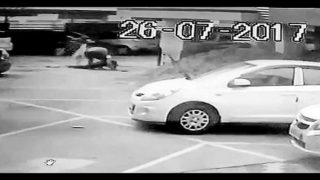 Surat: 15-Year-Old Girl Died After Falling From From Fifth Floor, Incident Caught on Camera Surat: 15-Year-Old Girl Died After Falling From From Fifth Floor, Incident Caught on Camera