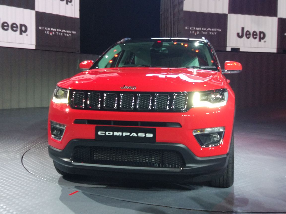 2017 Jeep Compass launched; Price in India starts from INR 14.95 lakh