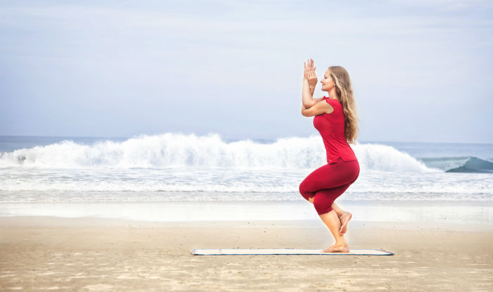 10 Yoga Postures for Weight Loss - DoYou