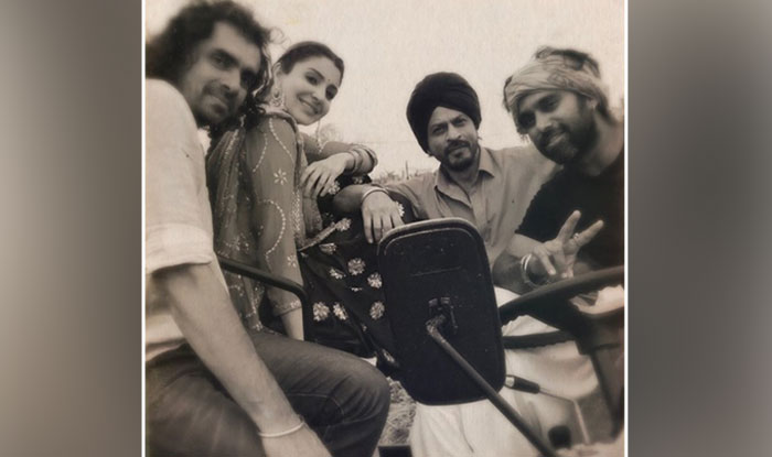 Did shah rukh khan just reveal the missing ring plot of jab harry met sejal?