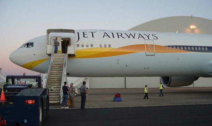 Jet Airways Grounds Two Senior Pilots For Fighting in London-Mumbai ...