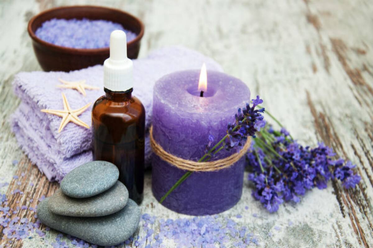 Unveiling Benefits: Lavender Oil In The Belly Button – Moksha