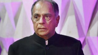 Pahlaj Nihalani removed from censor board Prasoon Joshi to take over as chairman | सेन्सॉर बोर्डातून नवे अध्यक्ष प्रसून जोशी, पहलाज निहलानींची हकालपट्टी Pahlaj Nihalani removed from censor board Prasoon Joshi to take over as chairman | सेन्सॉर बोर्डातून नवे अध्यक्ष प्रसून जोशी, पहलाज निहलानींची हकालपट्टी