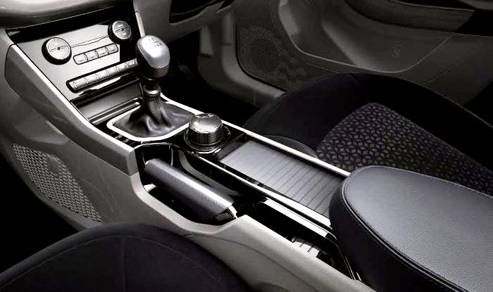 Tata Nexon - Grand Central Console