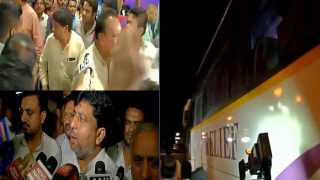 Gujrat Congress 54 MLA sent to Bangalore | 6 विधायकों के इस्तीफे के बाद हरकत में आई कांग्रेस, रातों रात 54 विधायकों को पहुंचाया बेंगलुरू Gujrat Congress 54 MLA sent to Bangalore | 6 विधायकों के इस्तीफे के बाद हरकत में आई कांग्रेस, रातों रात 54 विधायकों को पहुंचाया बेंगलुरू
