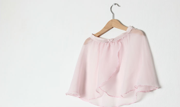 Wear lightweight and breathable clothes