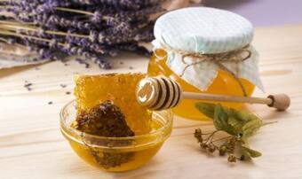 3 Homemade Honey Hair Masks for Soft and Manageable Hair 